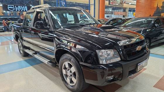 CHEVROLET S10 2.4 MPFI EXECUTIVE 4X2 CD 8V FLEX 4P MANUAL CHEVROLET S10 2.4 MPFI EXECUTIVE 4X2 CD 8V FLEX 4P MANUAL